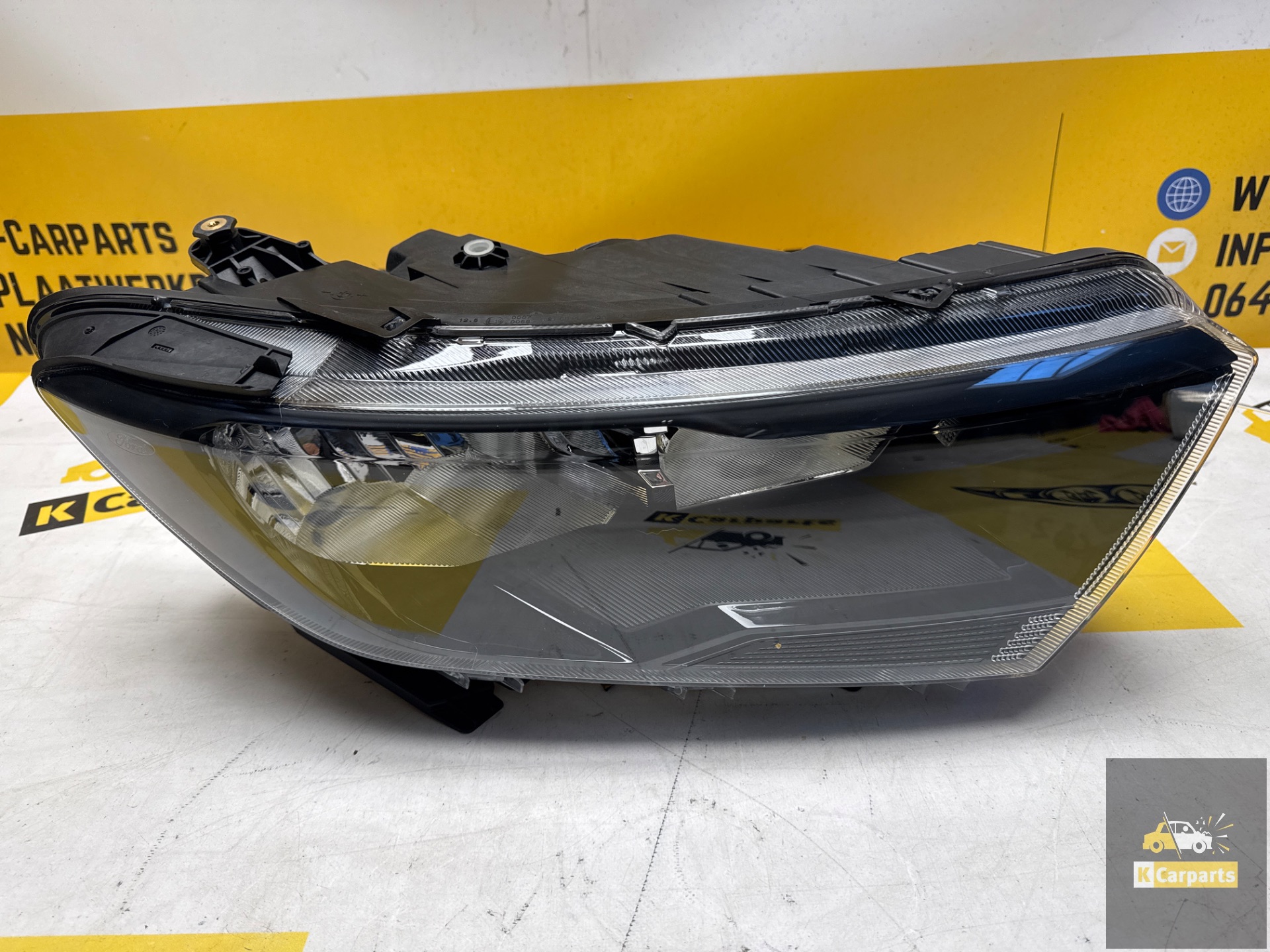 Ford Connect MK3 Koplamp Rechts 2KF941006F Origineel