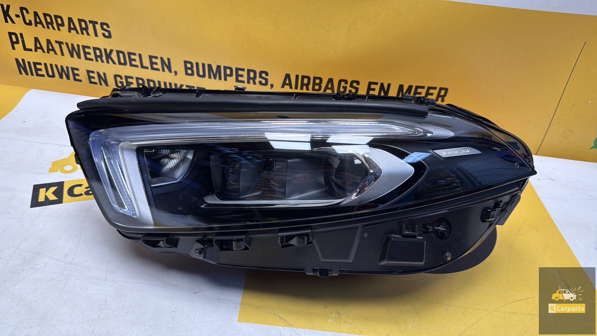 A KLASSE W177 MULTIBEAM LED KOPLAMP LINKS A1779065303