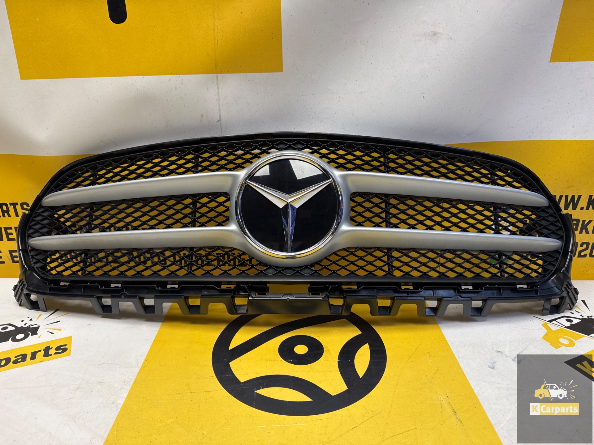 MERCEDES BENZ B W247 Grille A2478885700 Origineel