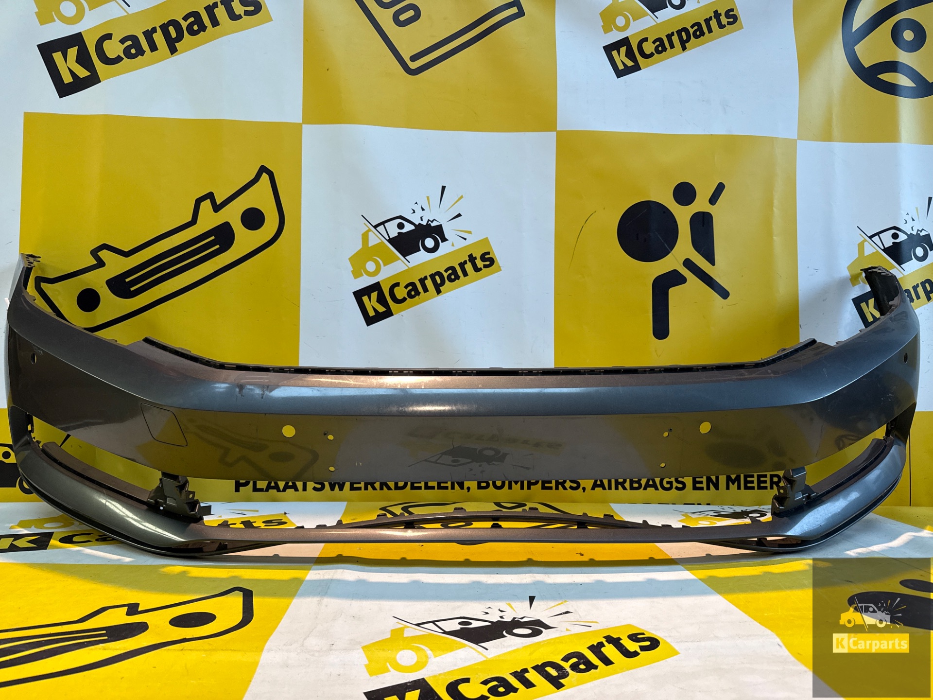 Volkswagen Passat B8 4X PDC Front Bumper 3G0807221