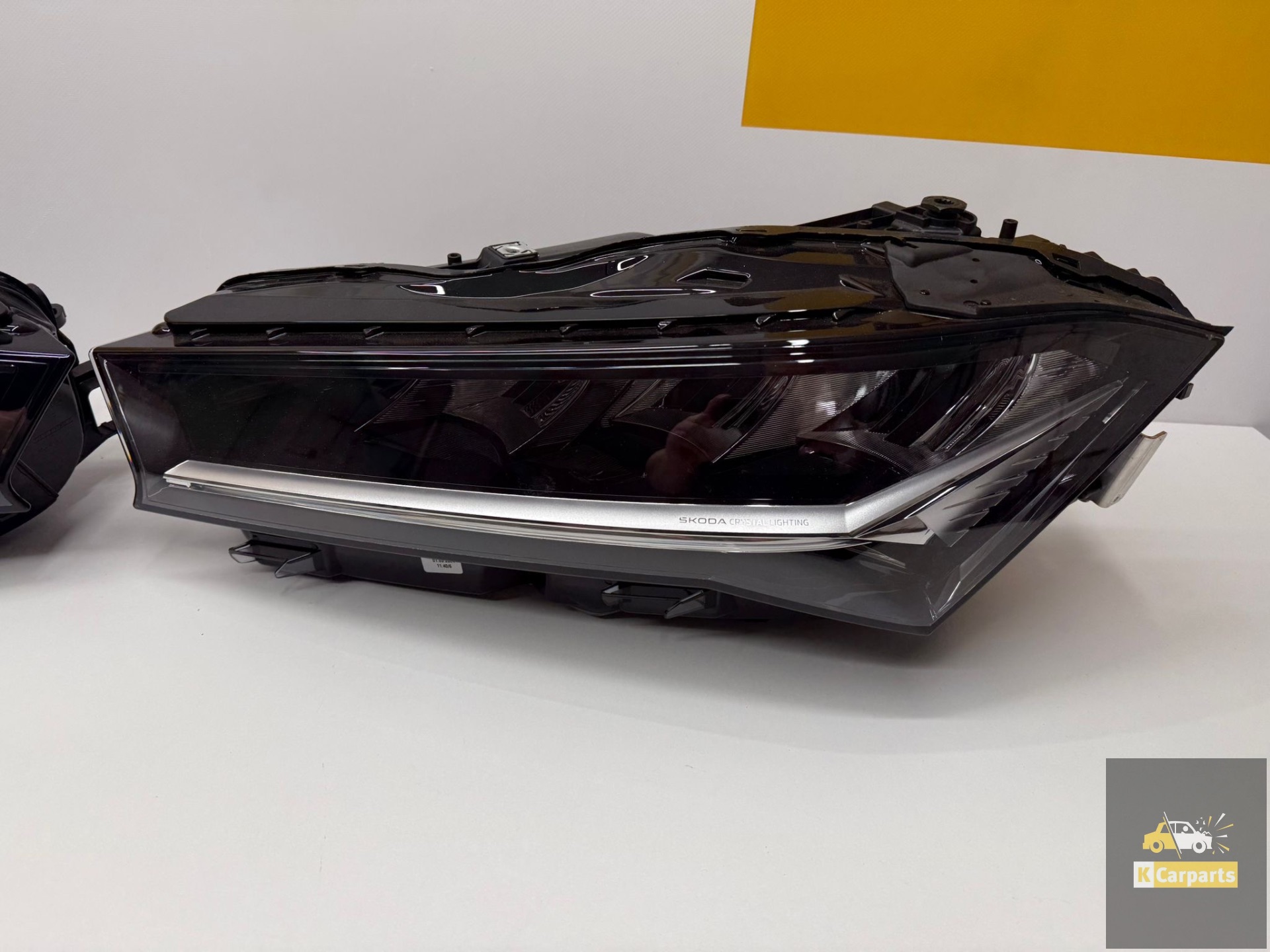 SKODA SUPER B HEADLIGHT LED LEFT COMPLETE 3P2941015 2024