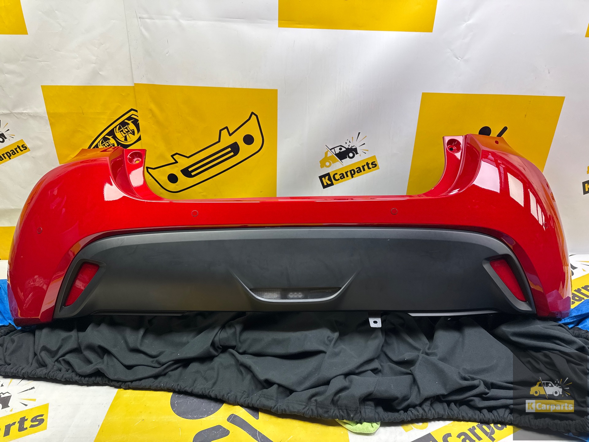 Toyota Yaris Heckstoßstange (XP130/XP150) 52453k0060 Stoßstangen-PDC