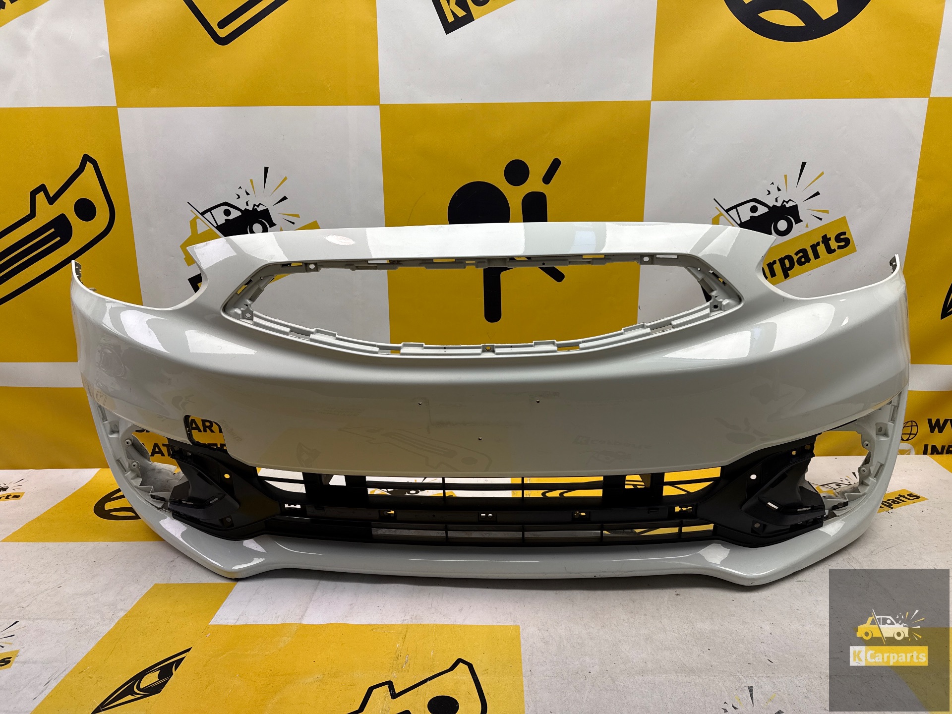 Mitshubishi Space Star II Facelift Voorbumper 6400G516/17ZZ