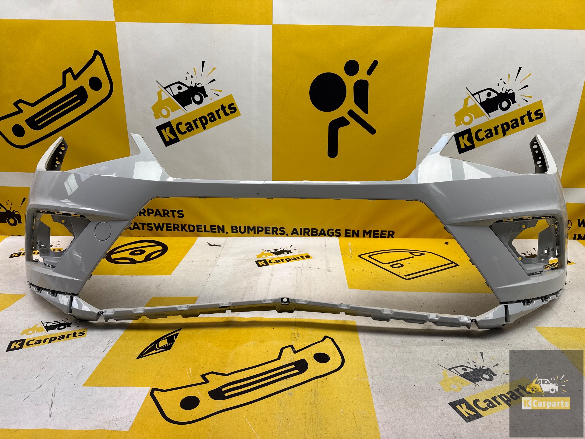 Voorbumper SEAT ARONA 6F9 BUMPER 6F9807221