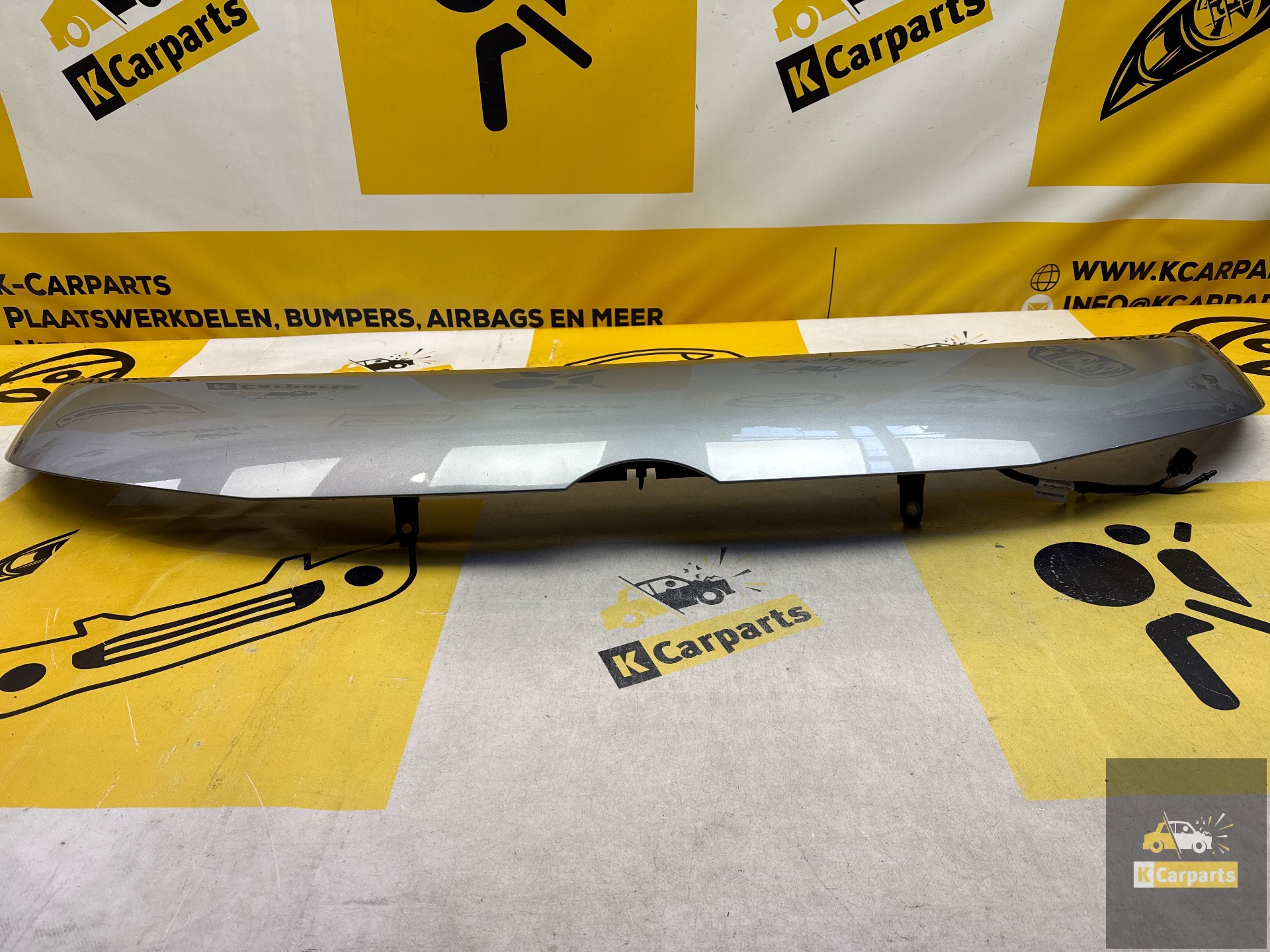 Capot de chargement Volkswagen VW ID BUZZ 1T3854700 complet