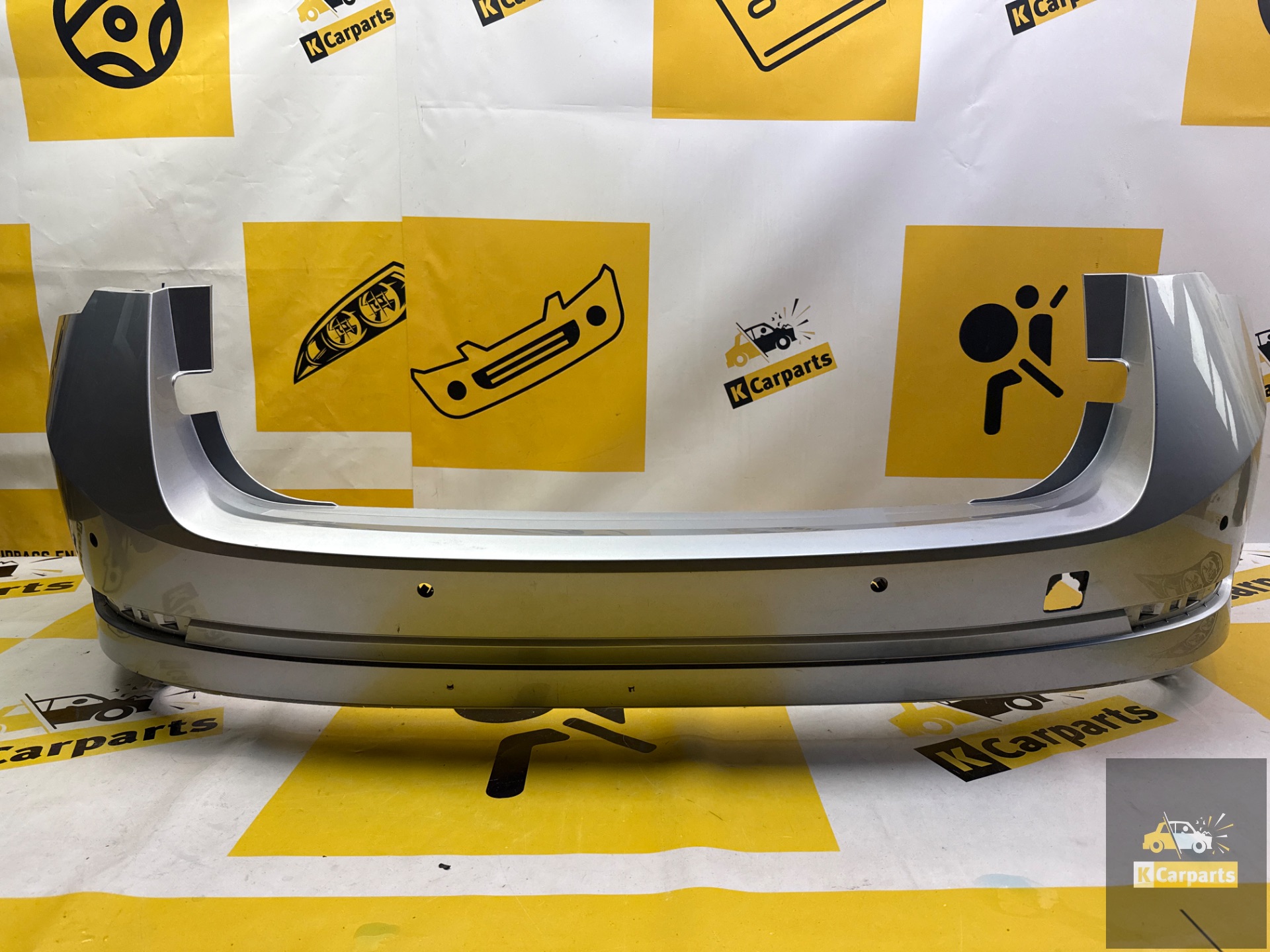 Skoda Superb kombi Achterbumper 3v9807421 bumper