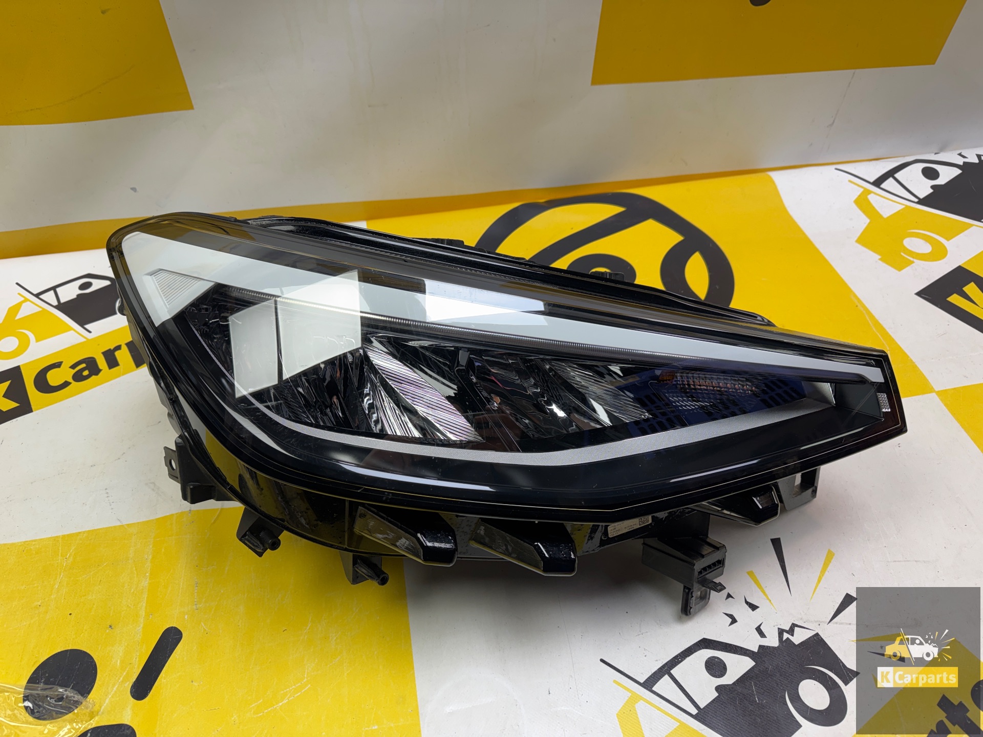 VOLKSWAGEN ID4 LED-SCHEINWERFER rechts 11B941005B