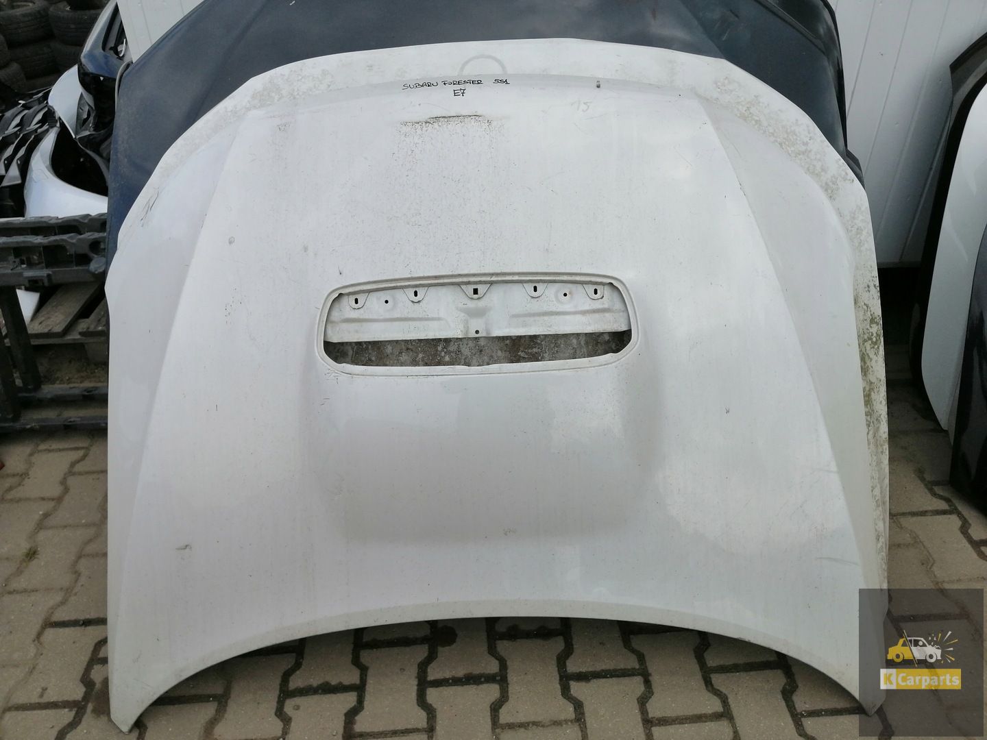 Subaru Forester III hood