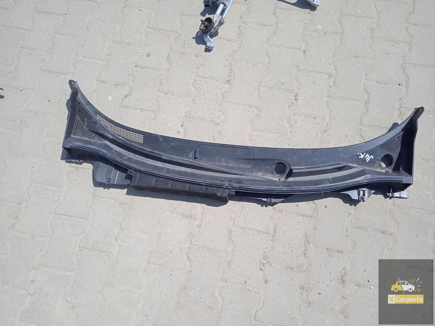 668626PE0AWersjaEuropejska, Nissan Juke II F16 Onderbouw