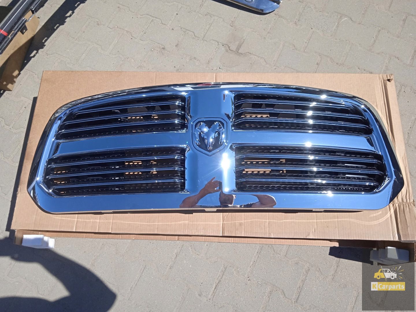 Calandre factice Dodge RAM 1500 Laramie NEUVE et en parfait état
