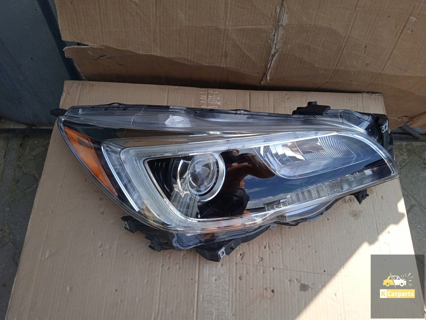 Subaru Outback V Lampglas USA rechts