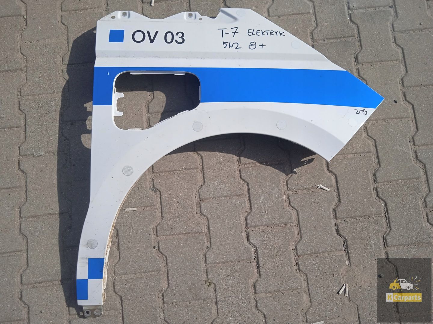 Aile avant droite VW T7