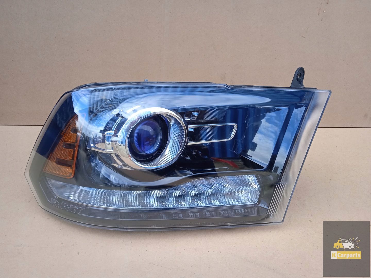 Dodge RAM IV Liftlight droit
