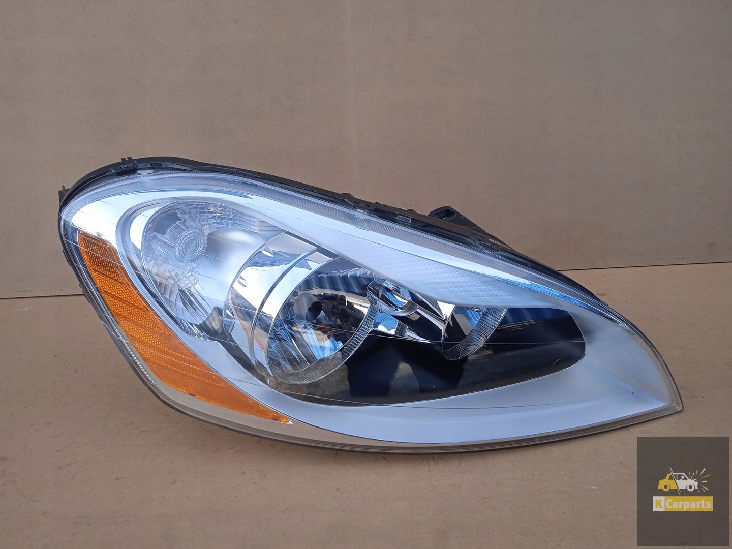 89907445, Volvo XC60 Feu arrière droit standard idéal