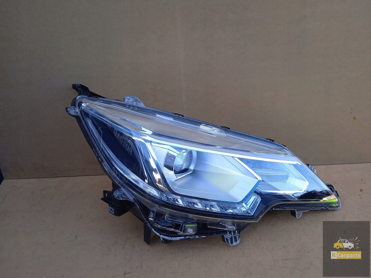 8301D456, Mitsubishi Space Star II Full Led lamp rechts Perfect