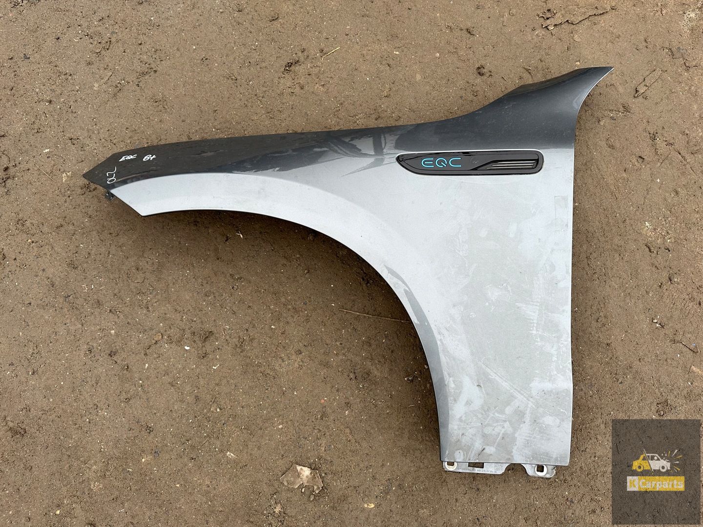 Aile avant gauche Mercedes EQC W293