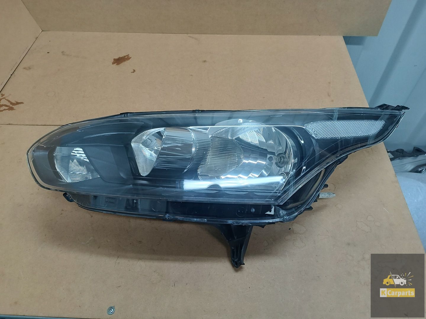 DT11-13W030DC, Ford Transit Connect MK2 Verbindungsleuchte