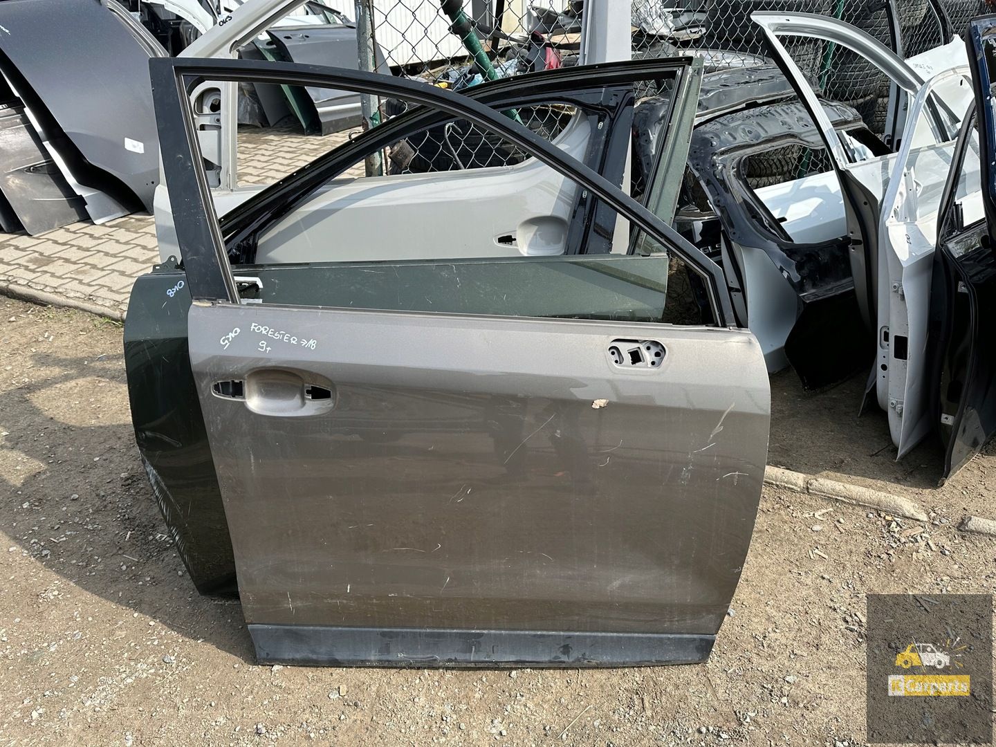 Subaru Forester IV 13-18 right front door