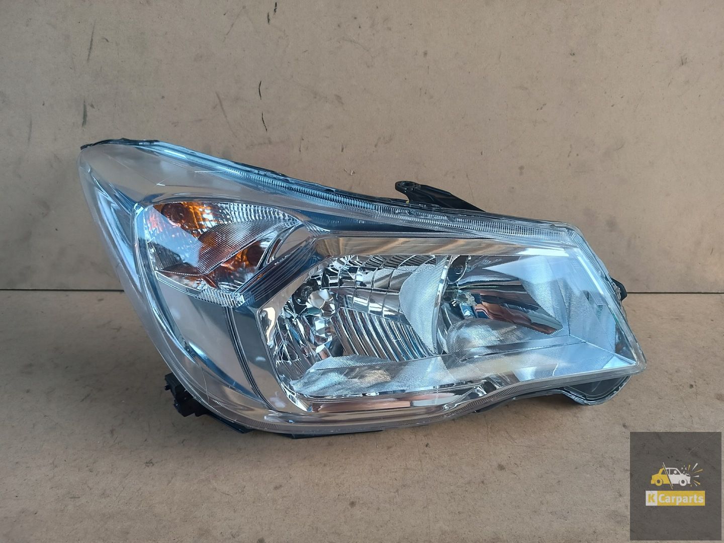 Subaru Forester IV Lampe rechts normal