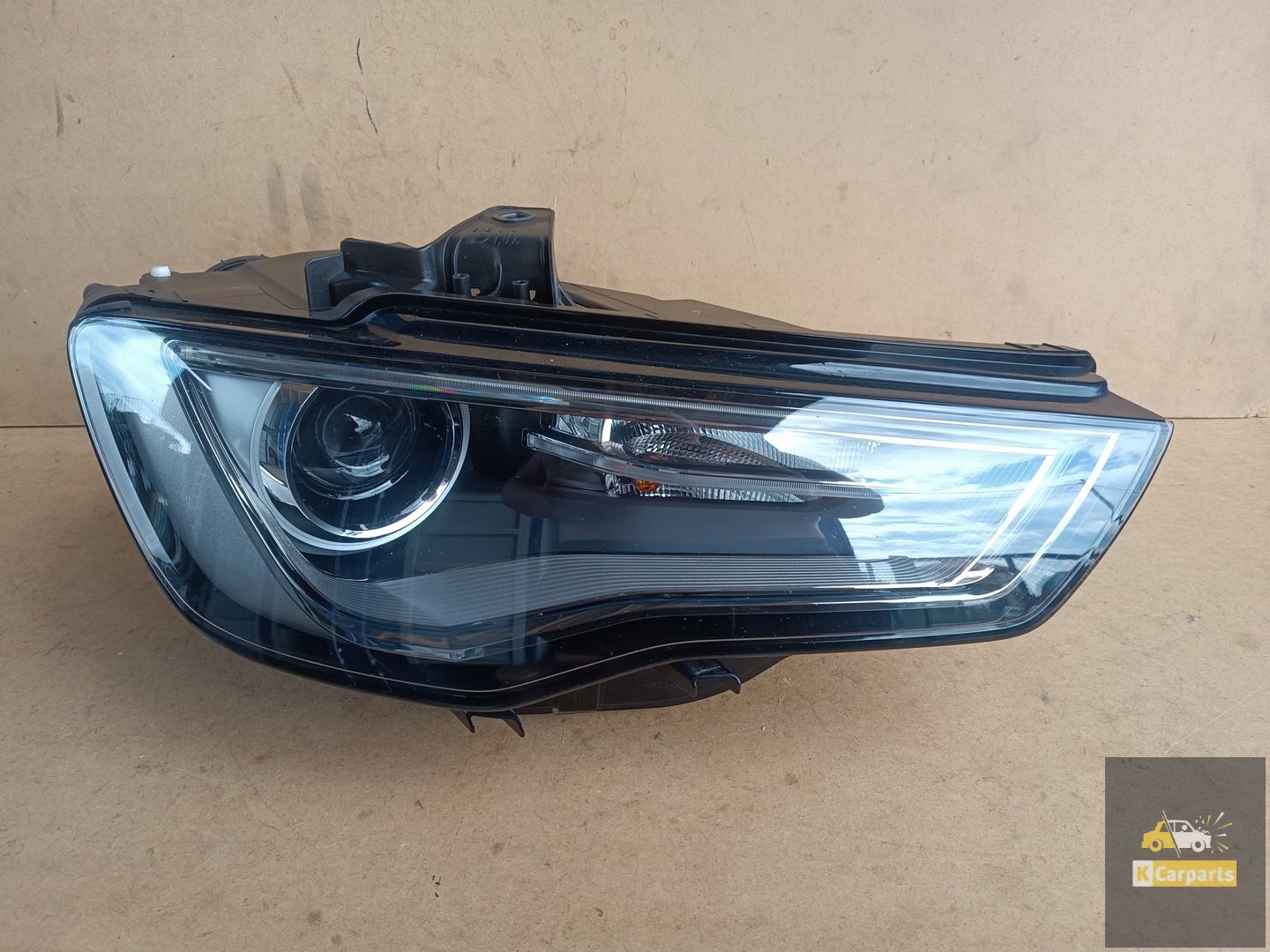 8V0.941.006.C, Audi A3 8V Sedan Cabrio Xenon LED rechterlamp Ideaal