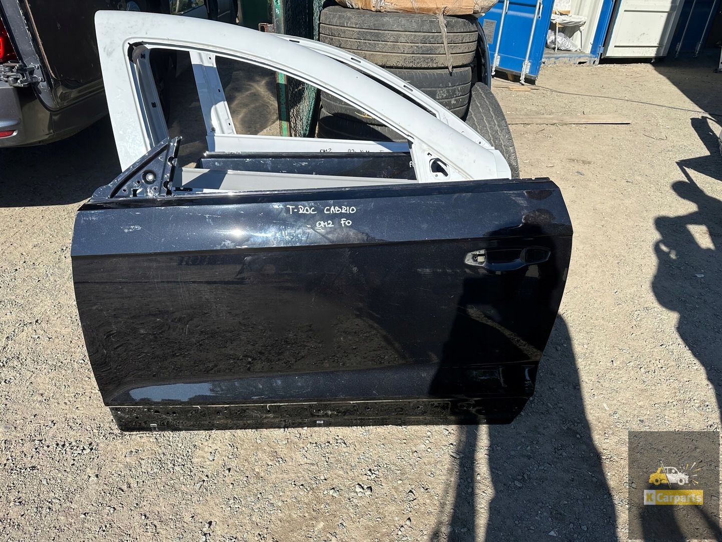 VW T-Roc Cabrio left door