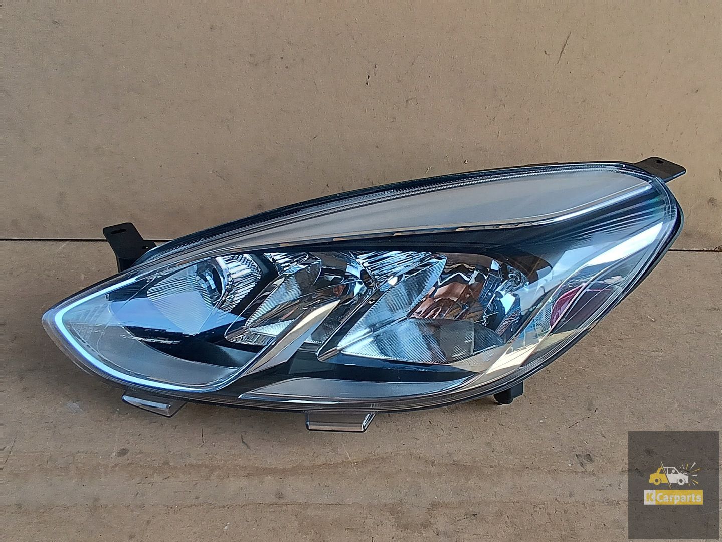 H1BB-13W030-AE, Ford Fiesta MK8 Lamp links normaal Ideaal