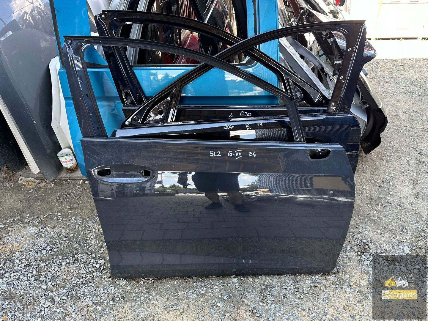 VW Golf VIII right front door