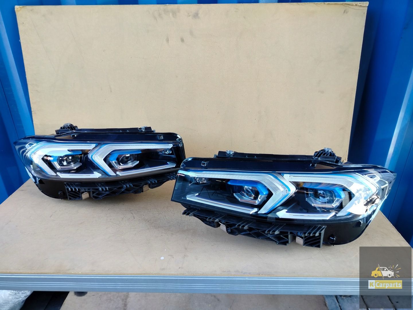 9450802, BMW G20 Lift Blue right lamp left