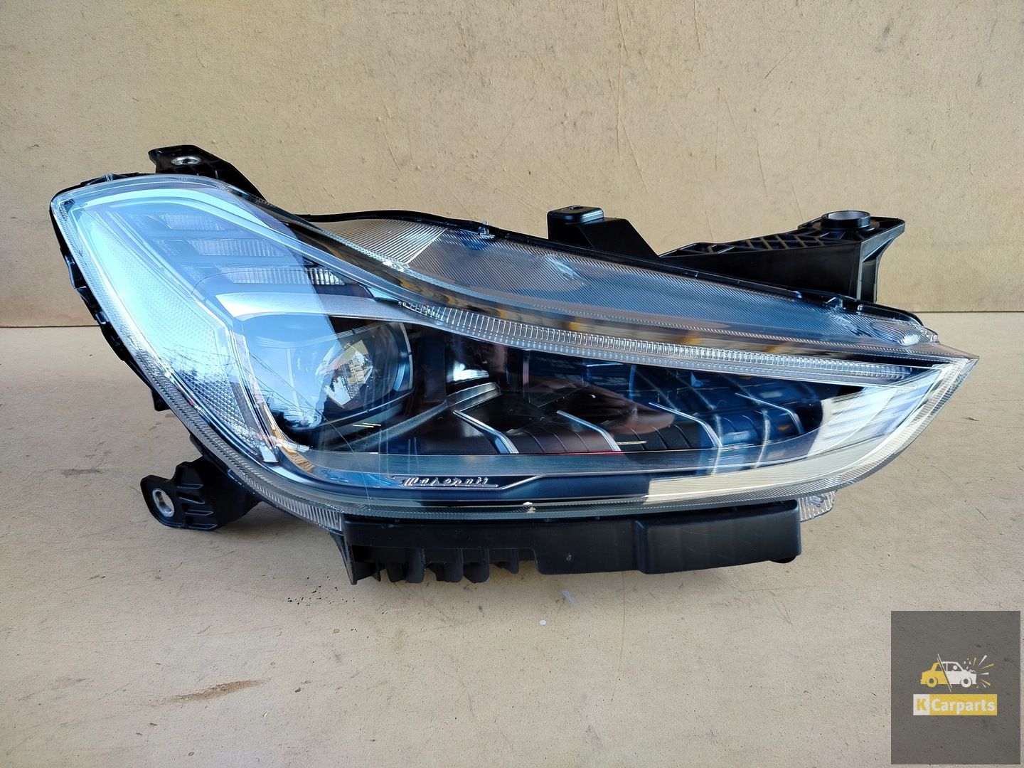 00670100984, Maserati Ghibli Lift Full Led Helder rechter lamp