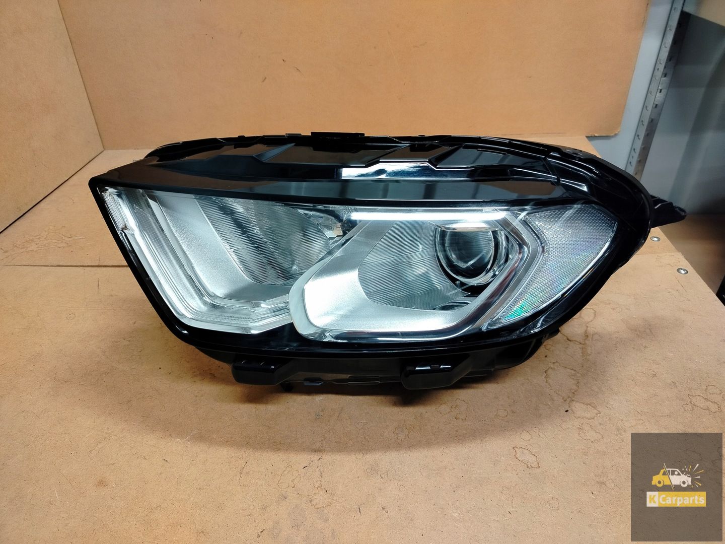 GN15-13D155-DE, Ford Ecosport Lift Xenon LED-lamp links Ideaal