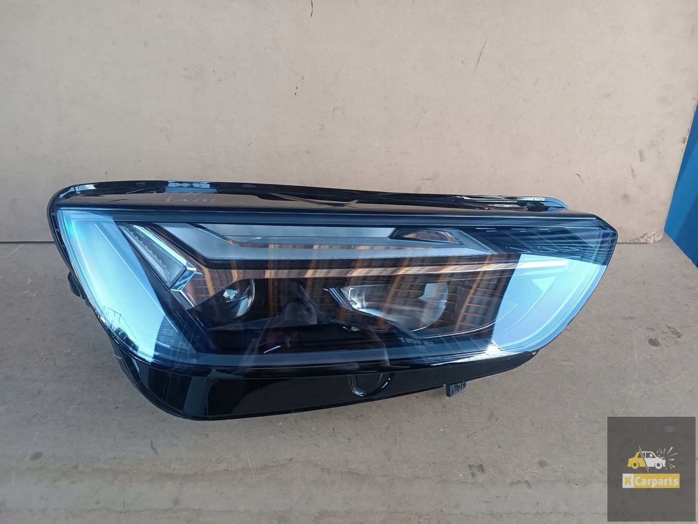 80A.941.034.F, Audi Q5 II 80A Lift Volledig Ledlamp rechts Perfect