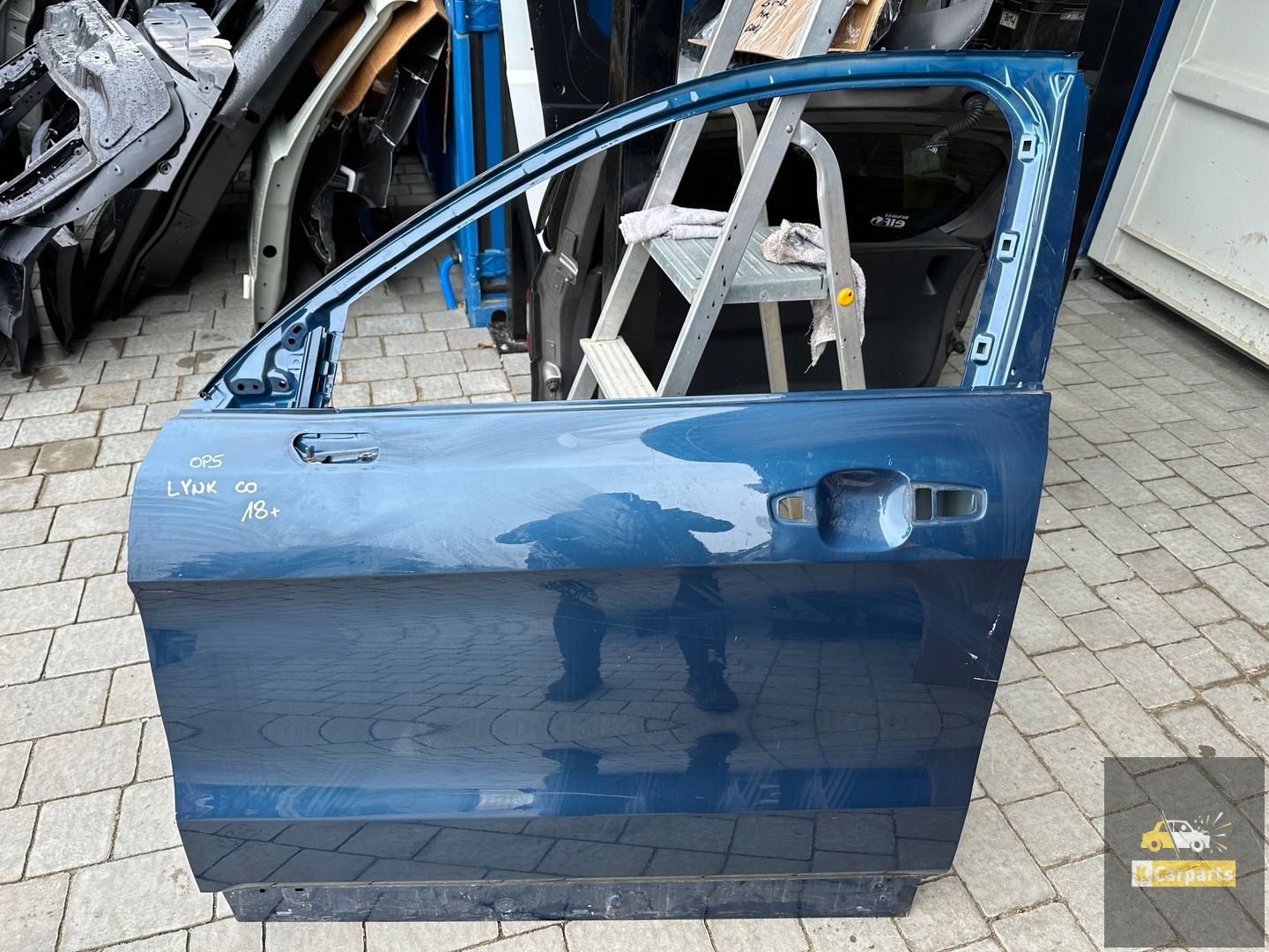Lynk & Co 01 voordeur links