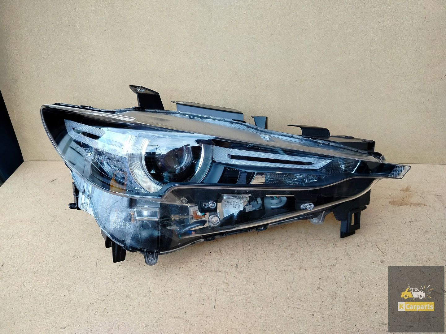 KB8N51030K, Mazda CX5 II Volledig Grijze Led Motorlamp Rechts