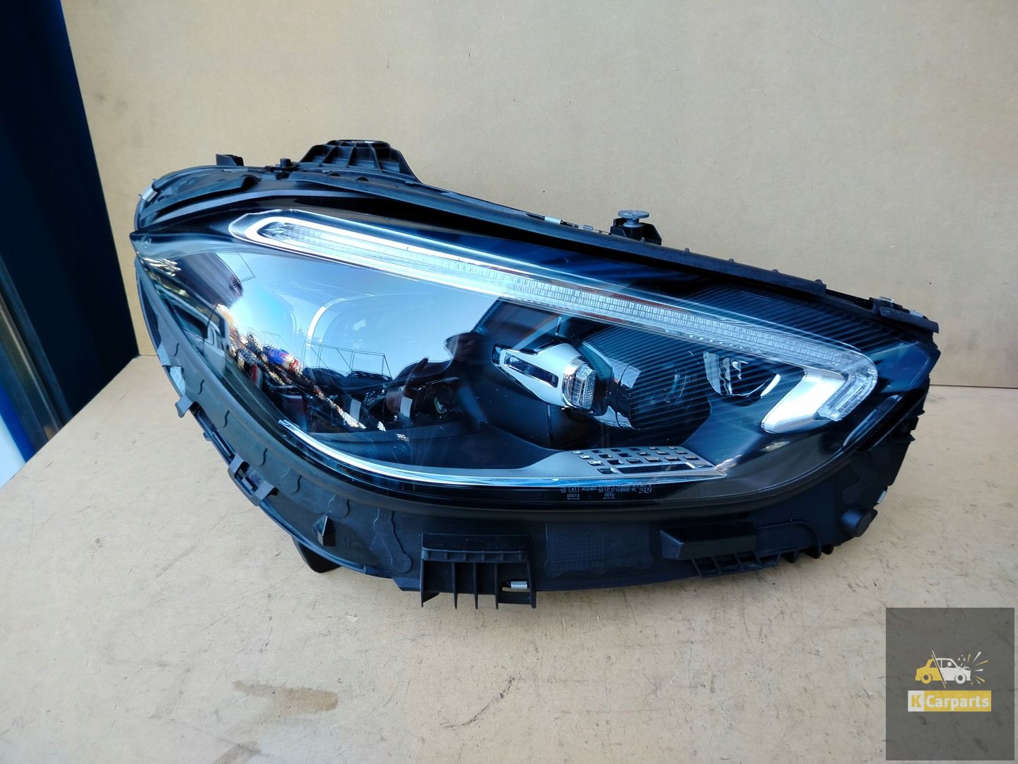 A2069063003, Mercedes C-Class W206 Digital right light