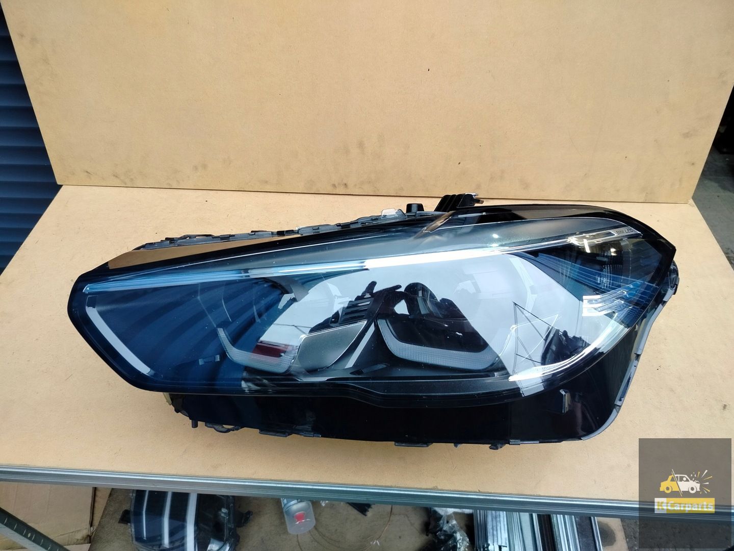 9481779, BMW G05 G06 X5 X6 Full LED sans éclairage, feu gauche