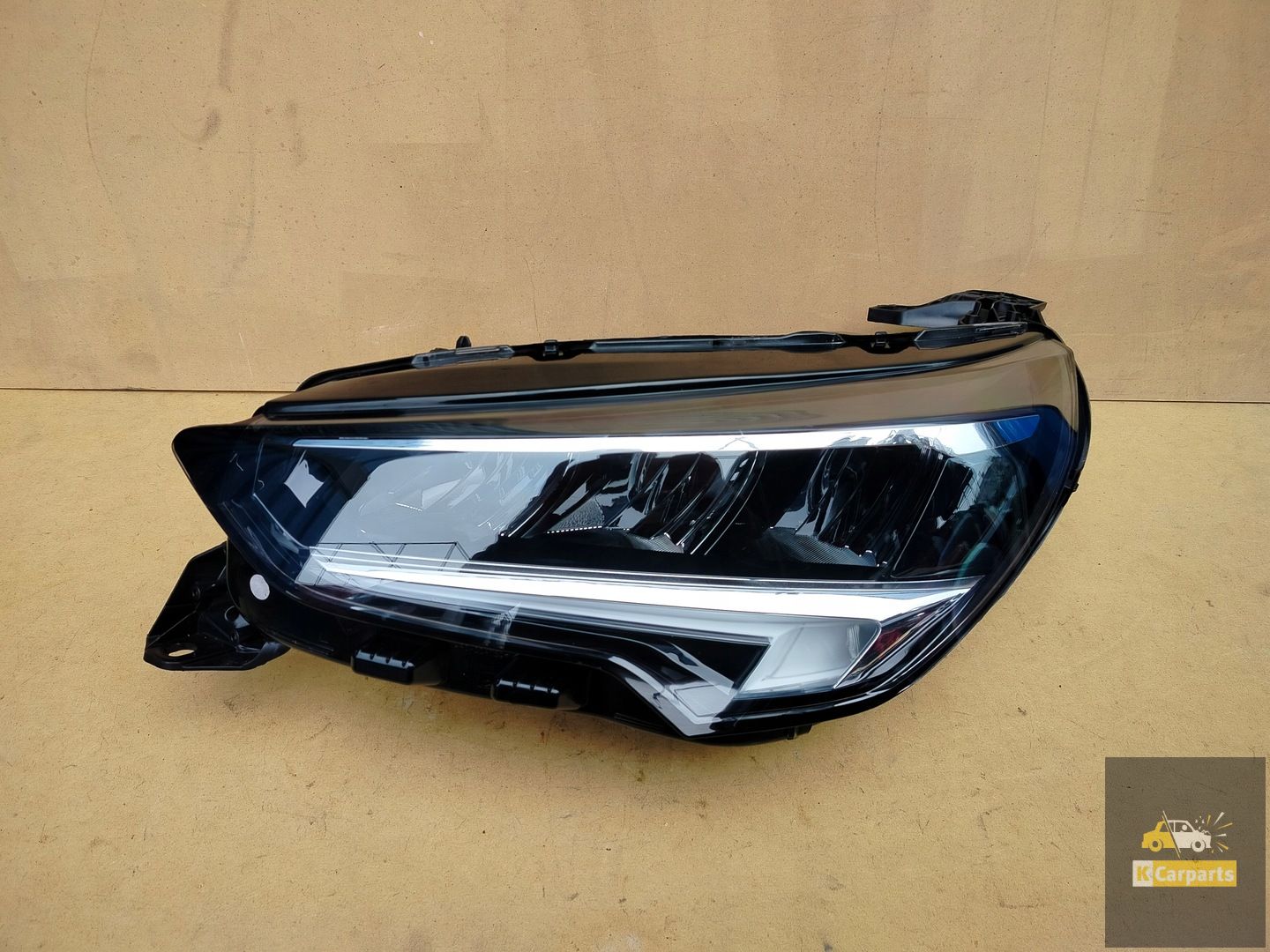 9829522780, Opel Corsa F LED linkerlamp Ideaal