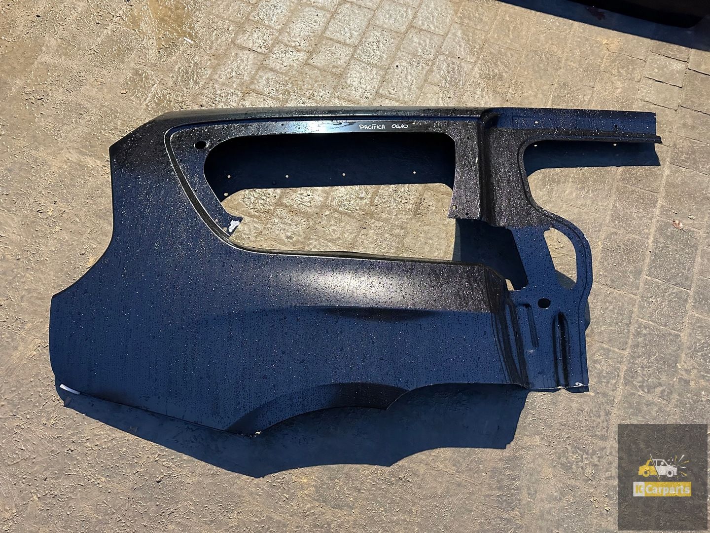 Chrysler, Chrysler Pacifica rechter Heckflügel, neu, original