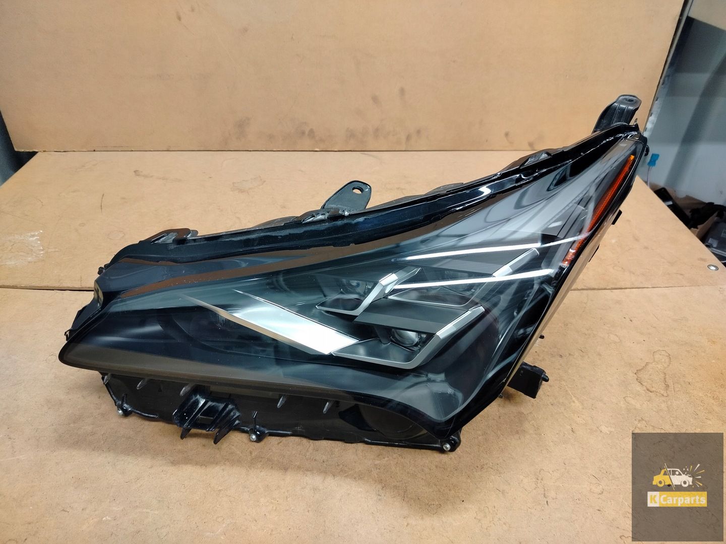 Lexus NX Lift Volledig Led-licht links