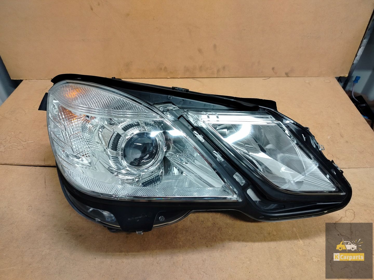 A2128208261, Mercedes W212 E-Klasse Gewoon H7 rechterlamp Perfect NIEUW