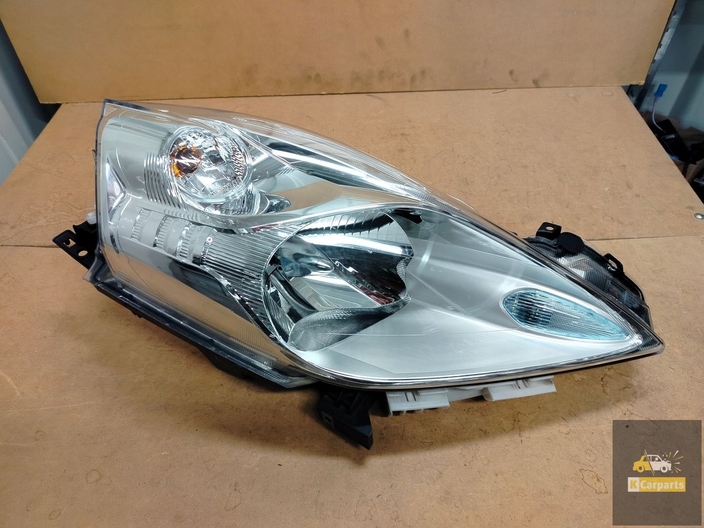 260103NL0B, Nissan LEAF rechterlamp