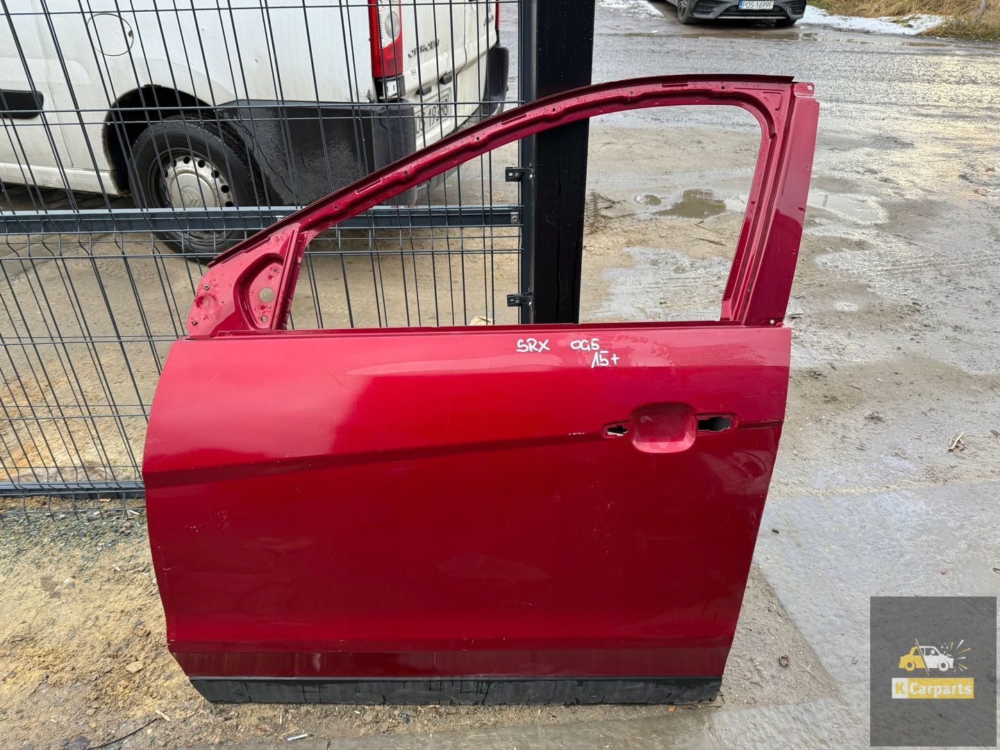 Cadillac SRX 10-15 left front door