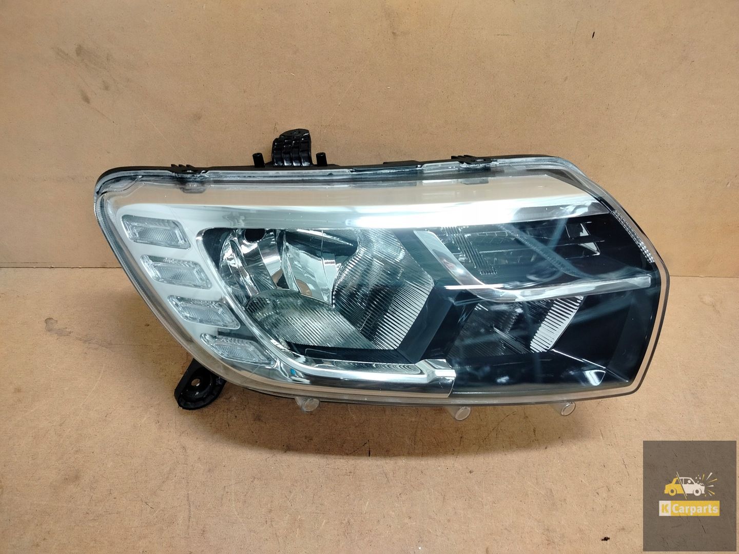260103529R, Dacia Sandero II Logan II Lift LED rechterlamp