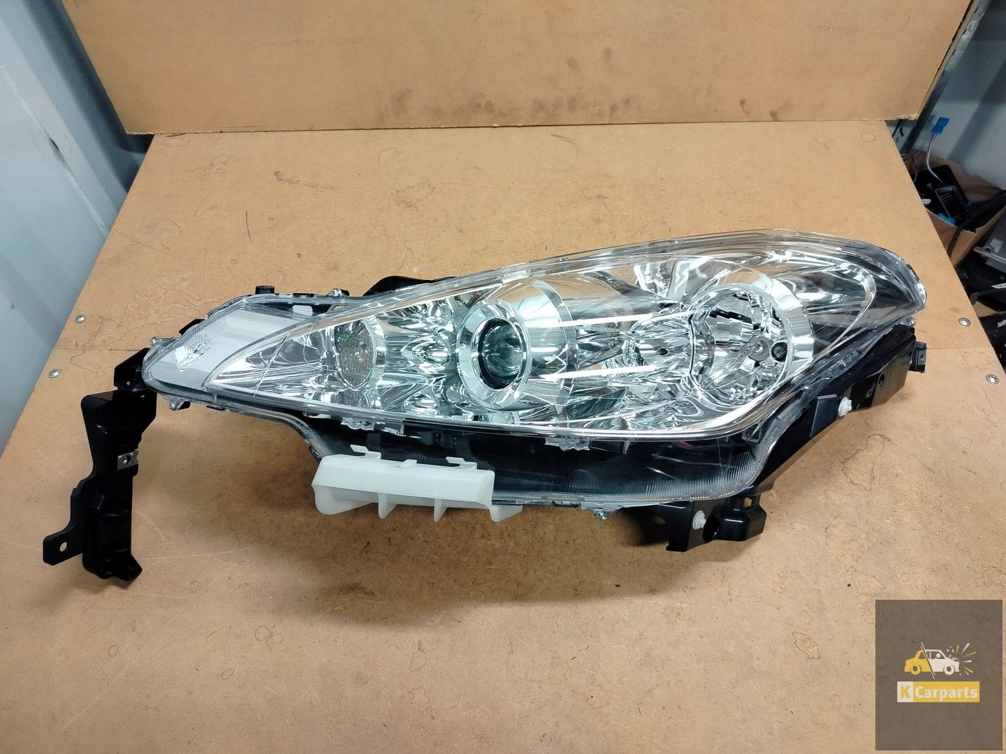 Peugeot 4007 Xenonlamp links