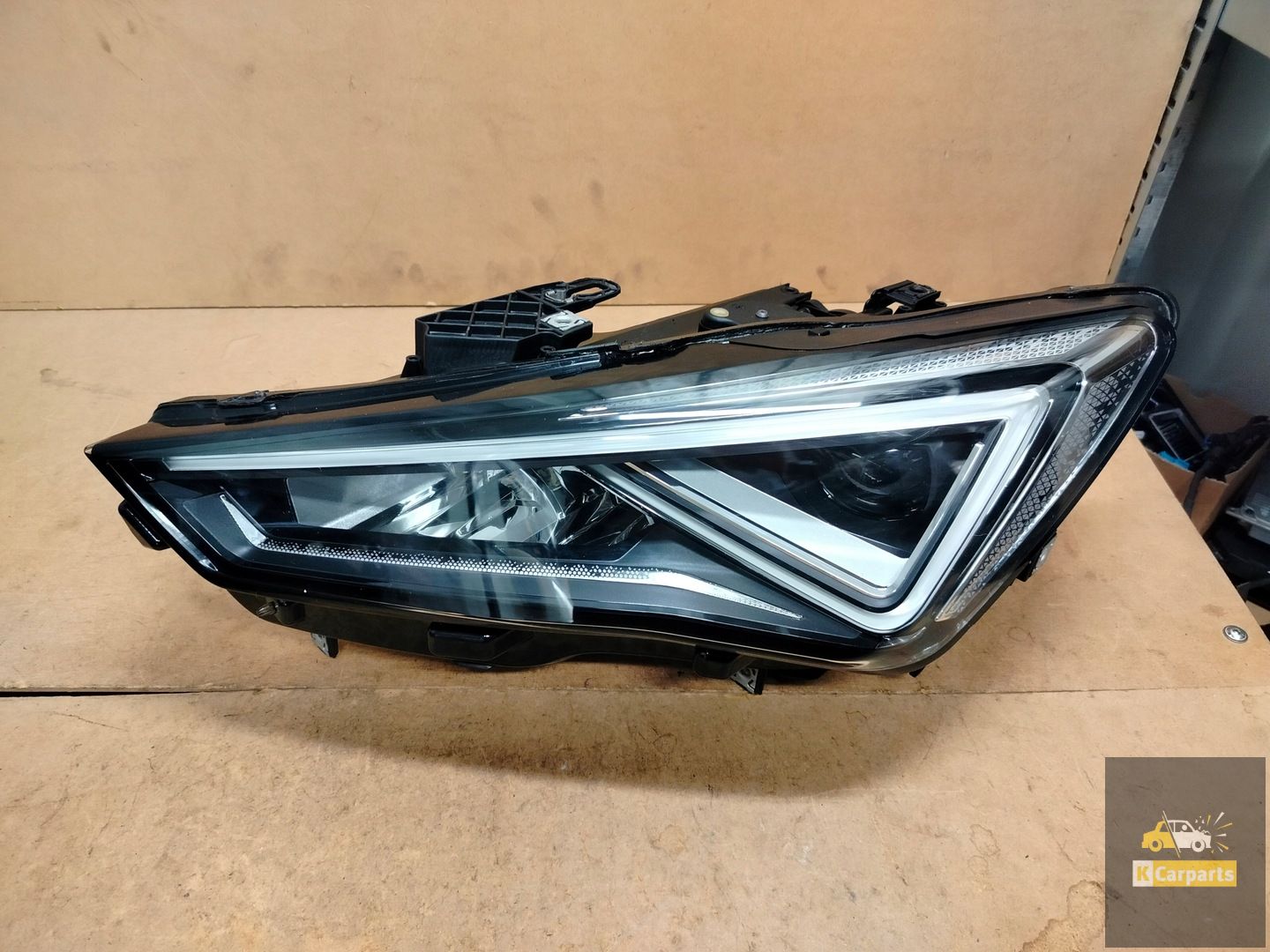 5FG.941.007.E, Liens de lampe LED complète Cupra Formentor