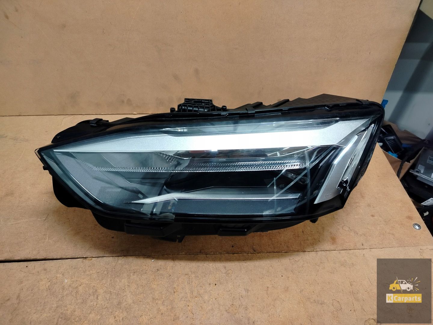 8W6.941.011, Audi A5 8W B9 Lift LED-lamp links