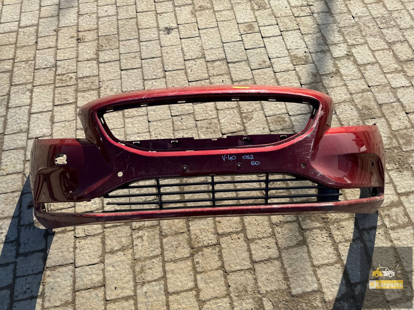 Volvo V40 front bumper