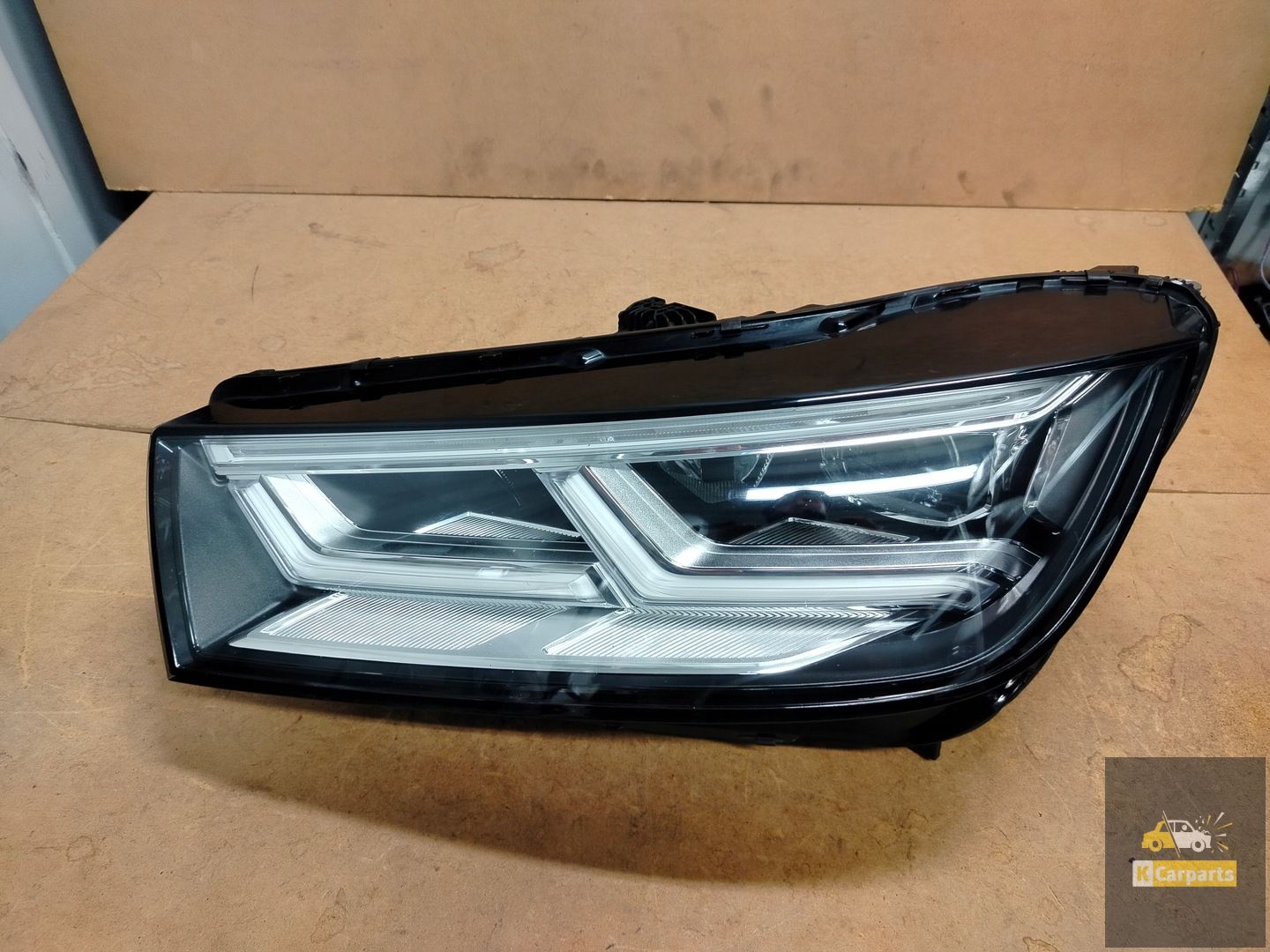 80A.941.033, Audi Q5 80A II Full Led linkerlamp