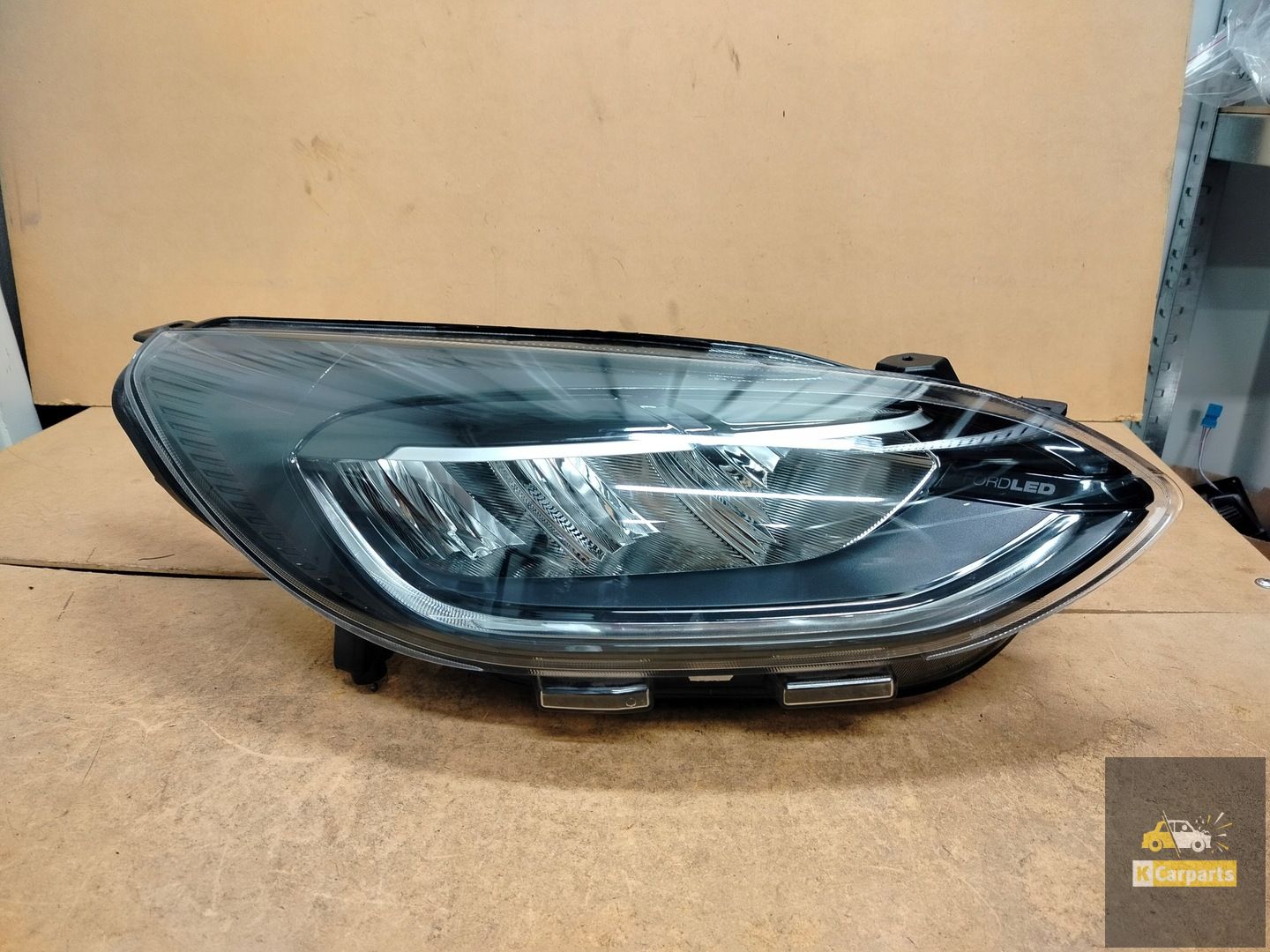 N1BB-13E014-AC, Ford Fiesta MK8 lift LED rechterlamp