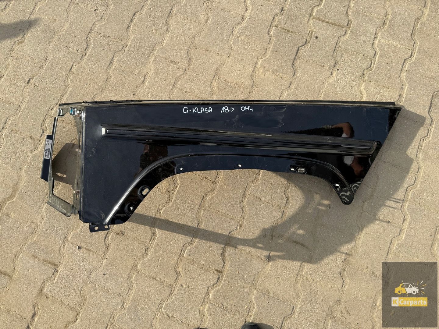 Mercedes G-Class W463 18- left front wing