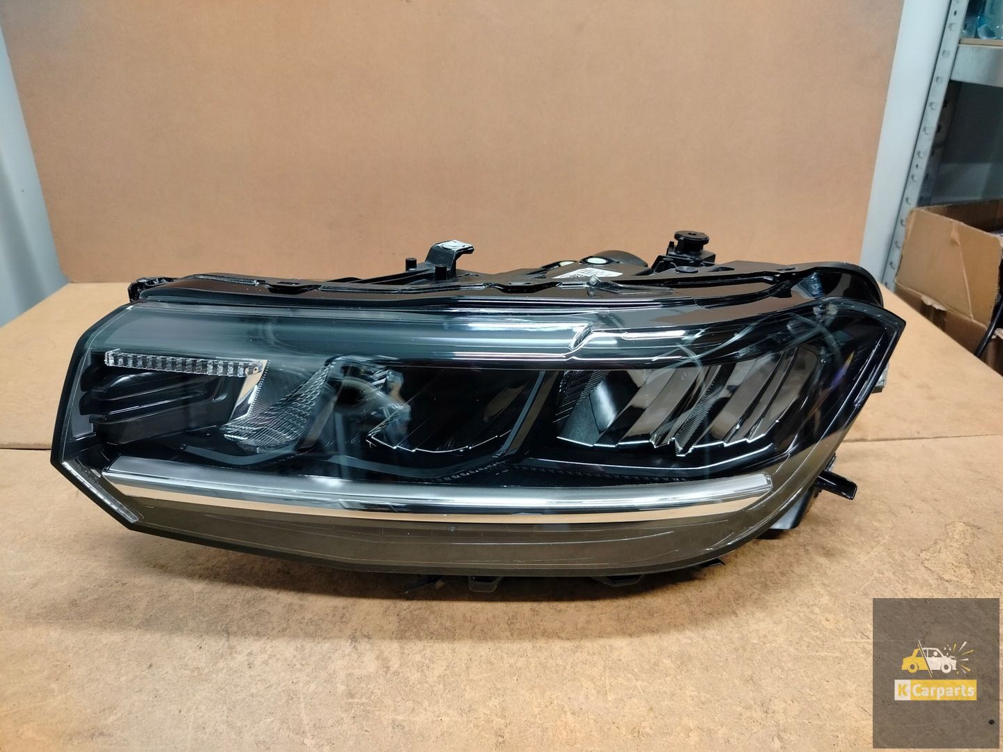 2GM.941.005.B, VW T-Cross Lift LED-lamp links Ideaal